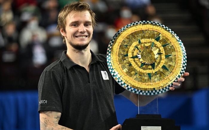 尤其是在第 尤其是在第